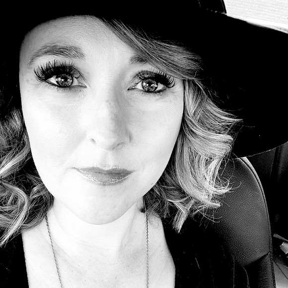 Hi! I’m Ali - Picture 1 of 1